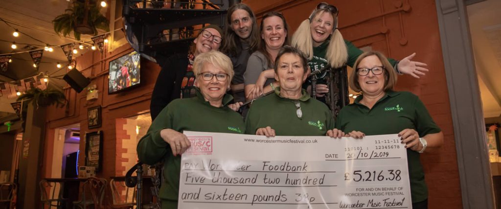 Cheque presentation to Worcester Foodbank